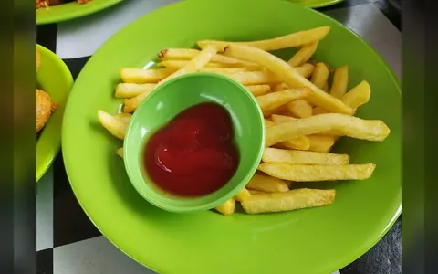 Kentang Goreng: Camilan Kopitiam yang Disukai Anak dan Dewasa