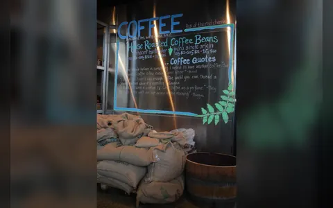 Kopi Lokal vs Kopi Franchise: Mana yang Lebih Enak?